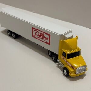 Ertl Dillons Food Store truck and trailer.